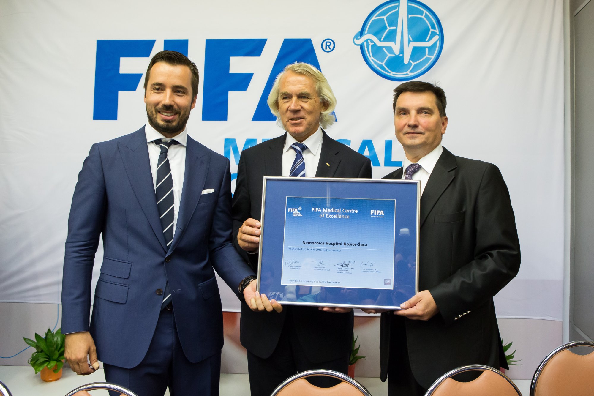 Medzinárodná futbalová federácia FIFA udelila Nemocnici Košice-Šaca prestížny titul FIFA Medical Centre of Excellence