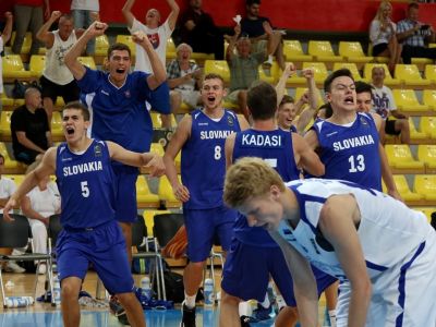 Slováci postúpili výhrou nad Estónskom do semifinále
