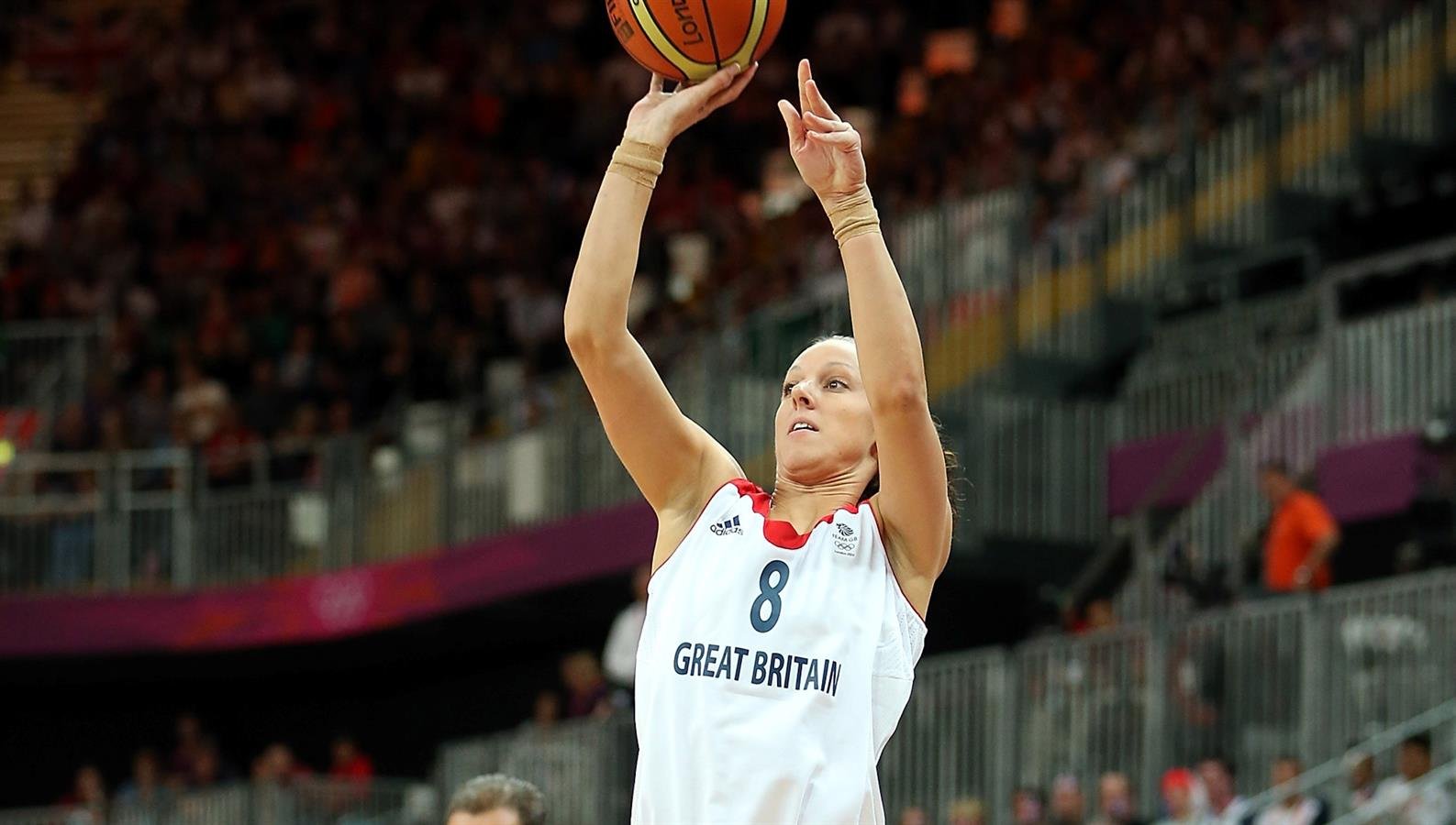 Prvou zahraničnou posilou Čajok je britská reprezentantka Chantelle Handy