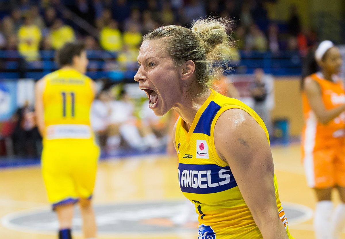 Permanentky na zápasy Good Angels v predaji