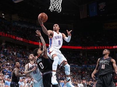 Oklahoma City zdolala po predĺžení Phoenix vďaka 51 bodom Westbrooka