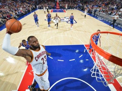James prekonal Olajuwona, Satoranského premiéra v základe Wizards