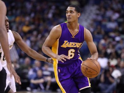 Lakers nastrieľali 126 bodov, DeRozan z Toronta pripomenul Jordana