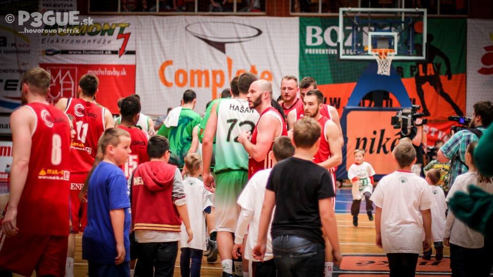 VIDEO Repríza finále v Prievidzi. Dôležitý zápas v Handlovej