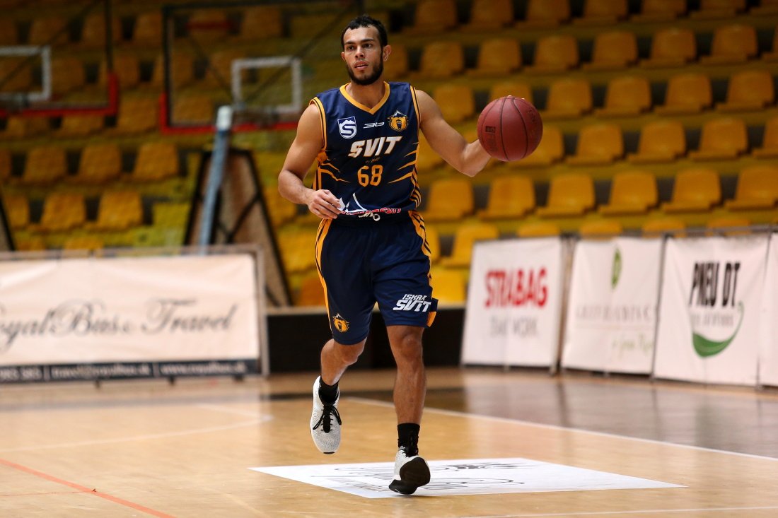 Drží rekord NCAA a do Svitu prišiel nahradiť hviezdu