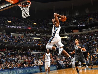 Memphis pokoril Golden State a natiahol víťaznú sériu