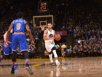 Warriors si poradili s NY Knicks, San Antonio vyhralo vo Phoenixe