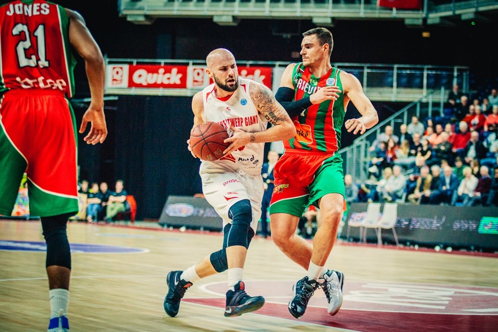 fiba.com