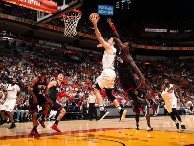 Houstonu nestačilo 40 bodov Hardena, prehral v Miami