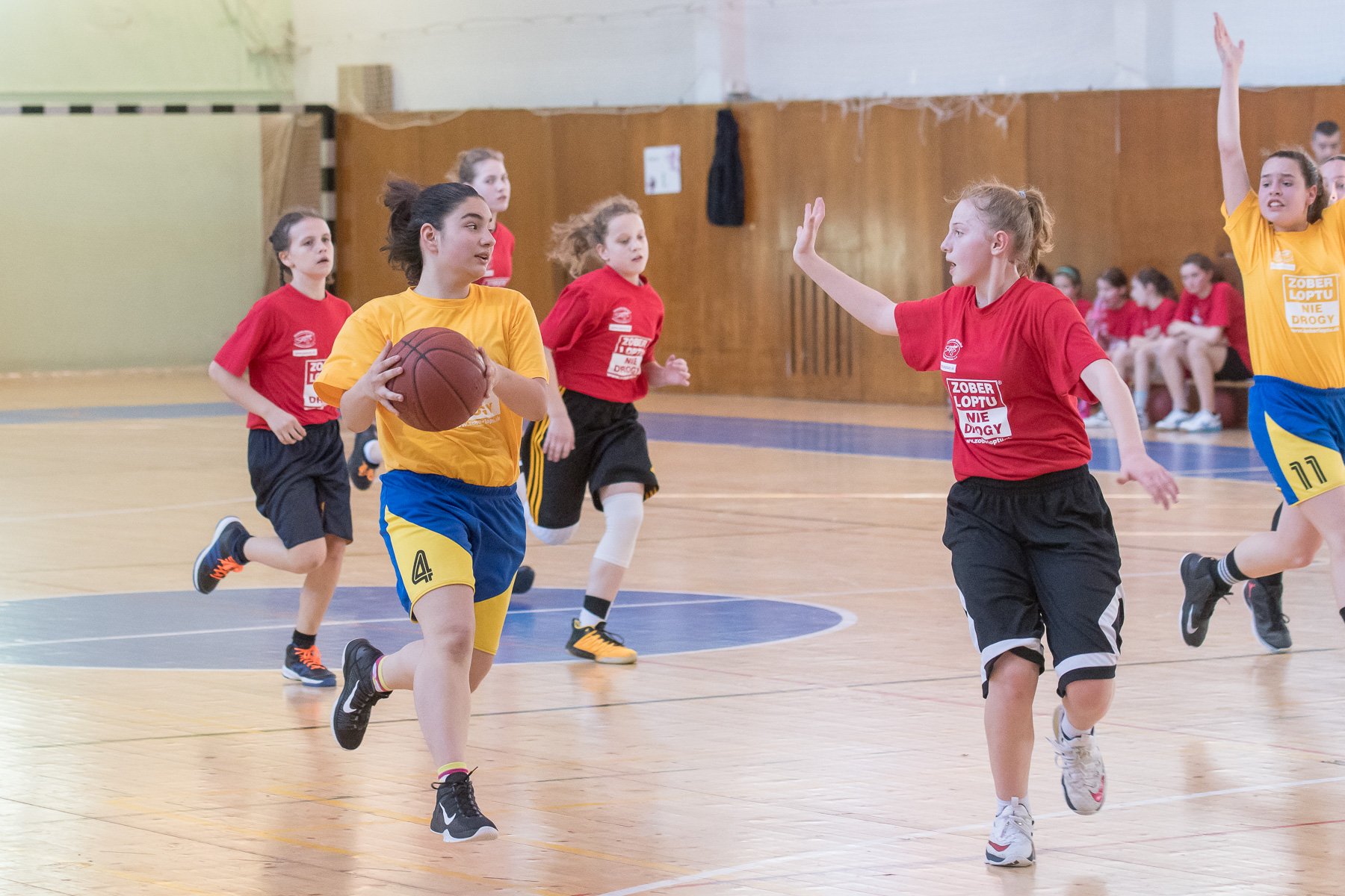 VIDEO Finálový  deň  PIEŠŤANSKEJ BASKETBALOVEJ LIGY  2016-17 dopísal  11. ročník súťaže