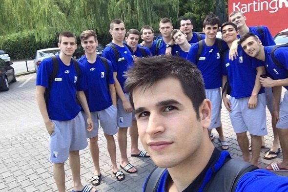 Turci pripravení bojovať, Bosniaci s hviezdou z Realu Madrid