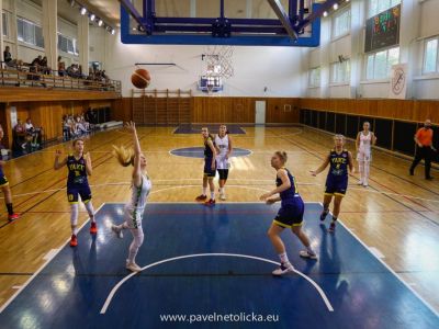 Juniorky YOUNG ANGELS „YELLOW“ na turnaji v Ostrave