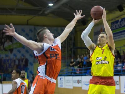 VIDEO: V 11. kole sa darilo domácim. Vyhrali Inter, Prievidza, Levice i Košice, Handlová uspela na Spiši