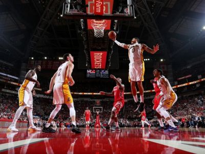 Lídri konferencií Houston a Boston s prehrami, koniec víťaznej série Rockets po 14 zápasoch