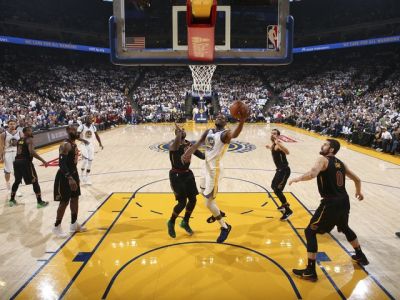 V repríze finále víťazstvo Golden State nad Clevelandom