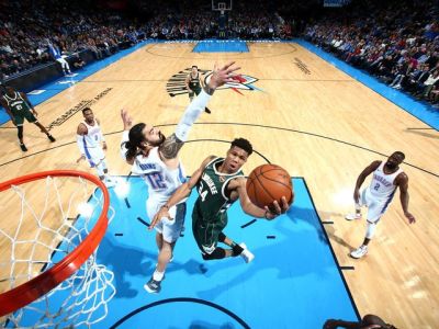 Oklahome CIty nestačilo ani 40 bodov Westbrooka, Houston opäť neuspel