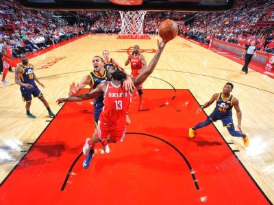 Harden bude chýbať Houstonu minimálne dva týždne