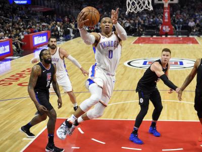Westbrook je MVP, ale je otázne, či robí hráčov okolo seba lepšími