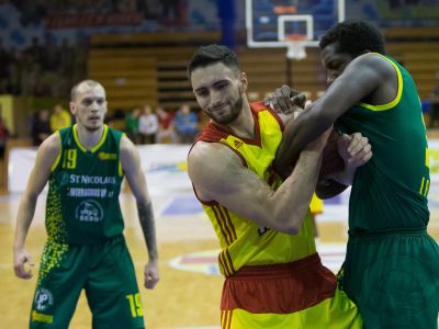 VIDEO+ONLINE: Levice hostia Košice, Inter proti Handlovej, Komárno hrá vo Svite