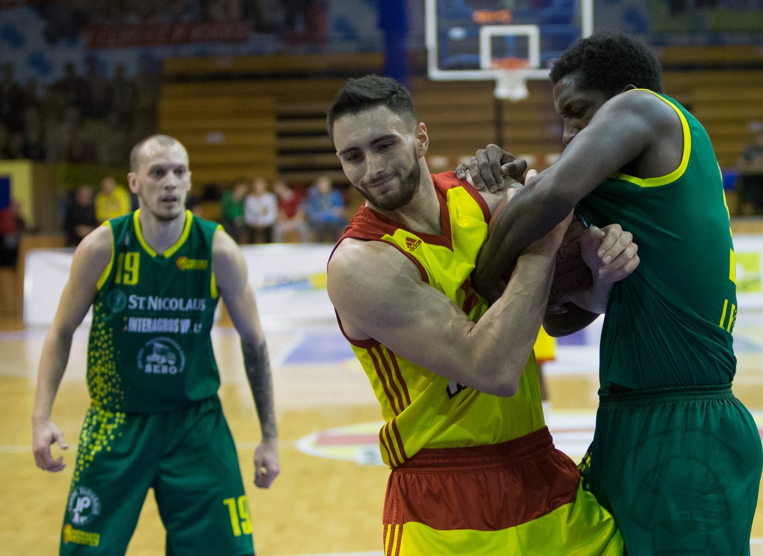 VIDEO+ONLINE: Levice hostia Košice, Inter proti Handlovej, Komárno hrá vo Svite