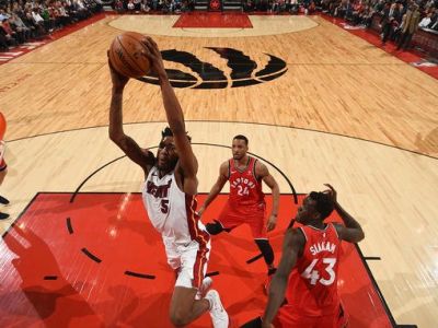 Miami ukončilo 12-zápasovú domácu víťaznú šnúru Toronta