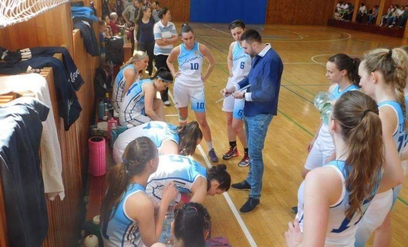 Slovan pokračuje v extralige s rovnakou filozofiou i rovnakým trénerom
