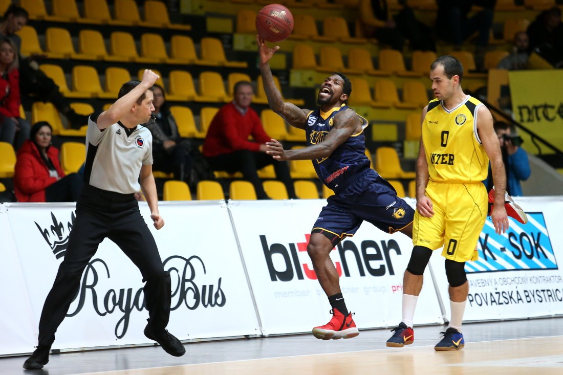 Svit neuspel aj na Interi, s favoritmi prehráva. Walton: V play-off to bude iné