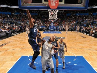 Cleveland prehral v Orlande, Oklahoma jasne zdolala Golden State