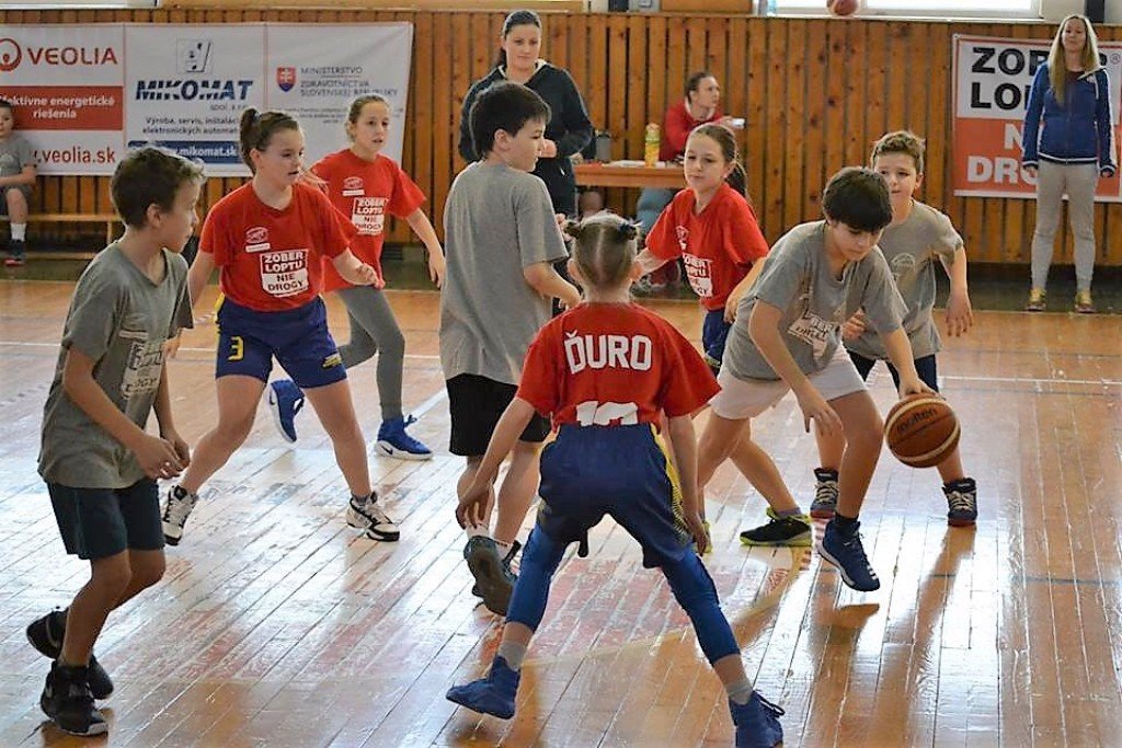 Staršie  nádeje pokračovali v MBL piatym kolom
