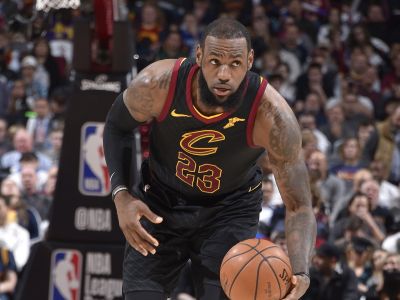 Doležaj v March Madness, slovenské play-off a NBA, počúvnite si nový podcast