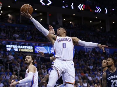 Neuveriteľný Westbrook obhájil triple-double, mladíci preskočili LeBrona Jamesa