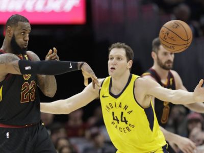 VIDEO Chorvát Bogdanovič zatienil fantastickou streľbou LeBronov Cleveland