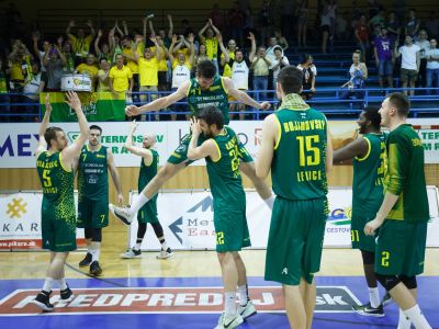 Patrioti ako prví vyhral v Košiciach. Katastrofa, škandál, hanba, soptil Čurovič na rozhodcov