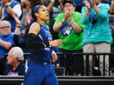 Minnesota natiahla víťaznú šnúru, uspela aj v Dallase
