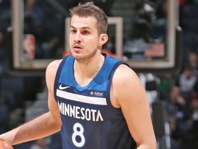 Zo Sacramenta sa stáva srbská kolónia, Divac a Stojakovič zlanárili svojho krajana Bjelicu