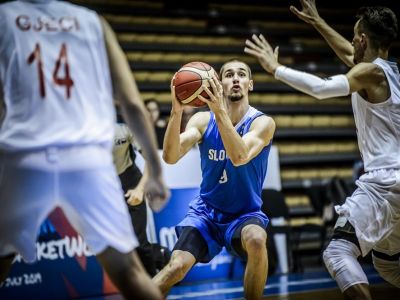 Slováci zdolali Azerbajdžan 109:69 a zahrajú si o 17. miesto