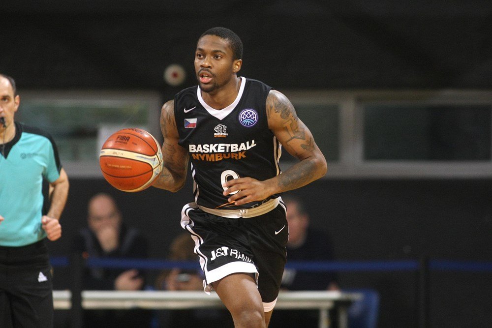 MVP českej ligy bude pôsobiť v Maccabi Tel Aviv, zahrá si však aj v Eurolige?