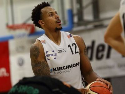 Novou posilou BC Prievidza Julian Scott