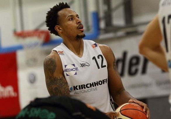 Novou posilou BC Prievidza Julian Scott