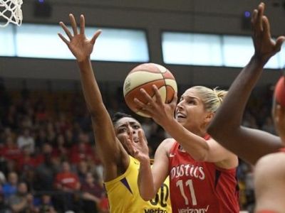 Sparks vypadli v play off s Washingtonom, do semifinále aj Phoenix