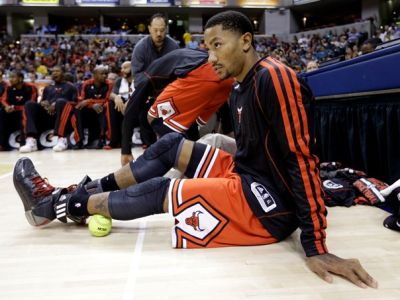 Mal pripomenúť Jordanove časy, dnes je najväčším smoliarom v NBA