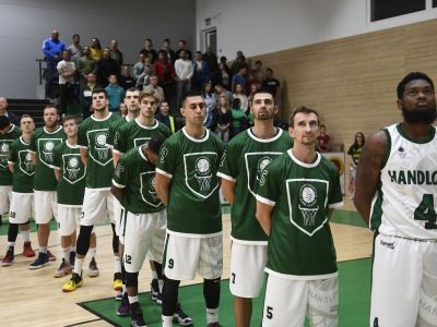 ONLINE: Majster hostí Handlovú, Komárno privíta nováčika