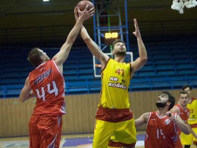 Košickí basketbalisti si doma poradili s lídrom