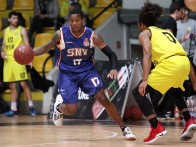 Spišský Westbrook zo slnečnej Floridy. Máte tu strašnú zimu, ani nevychádzam von, smeje sa Nottage