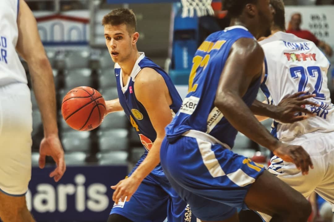 Ihring sa rozbieha, v Chorvátsku sa blíži k triple-double