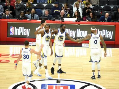 VIDEO: Golden State Warriors zdolali Clippers, Cousins sa uviedol 14 bodmi