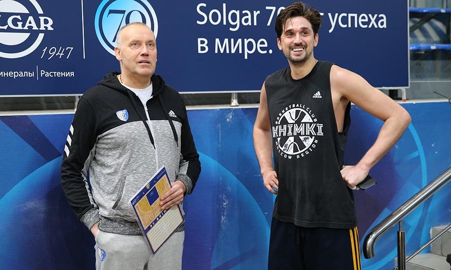Svetový unikát. Litovčan sa zúčastnil súťaže v streľbe trojok napriek tomu, že v NBA nikdy nehral