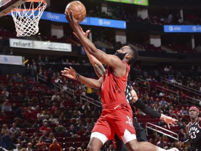 VIDEO: Houston v šlágri zdolal Toronto, víťazne aj Milwaukee