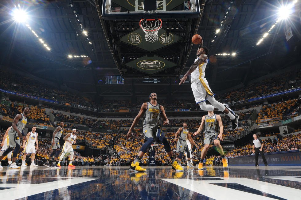 VIDEO: Nezastaviteľní hráči Golden State si vezú z Indiany jedenáste víťazstvo v sérii