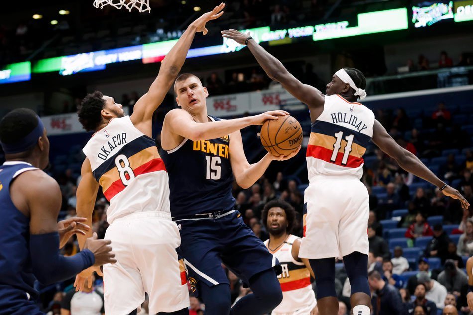 VIDEO: Jokič si pripísal v New Orleanse triple-double, Indiane sa bez Oladipa nedarí